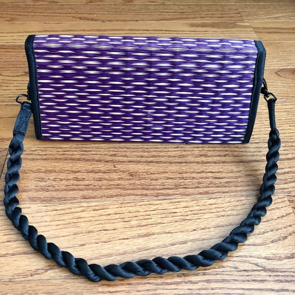 Saraye Tatami Purple Tan Baskets of Cambodia Geometric Shoulder Bag - Picture 9 of 9